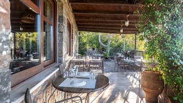 Petit-déjeuner continental compris tous les jours