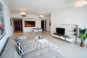 Apartment, 2 Bedrooms | Living room