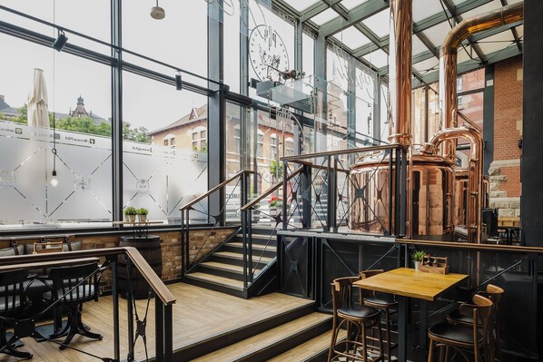 Local and international cuisine