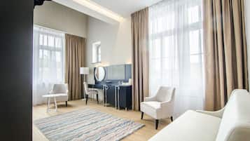 1 habitación, minibar, caja de seguridad en la habitación y escritorio