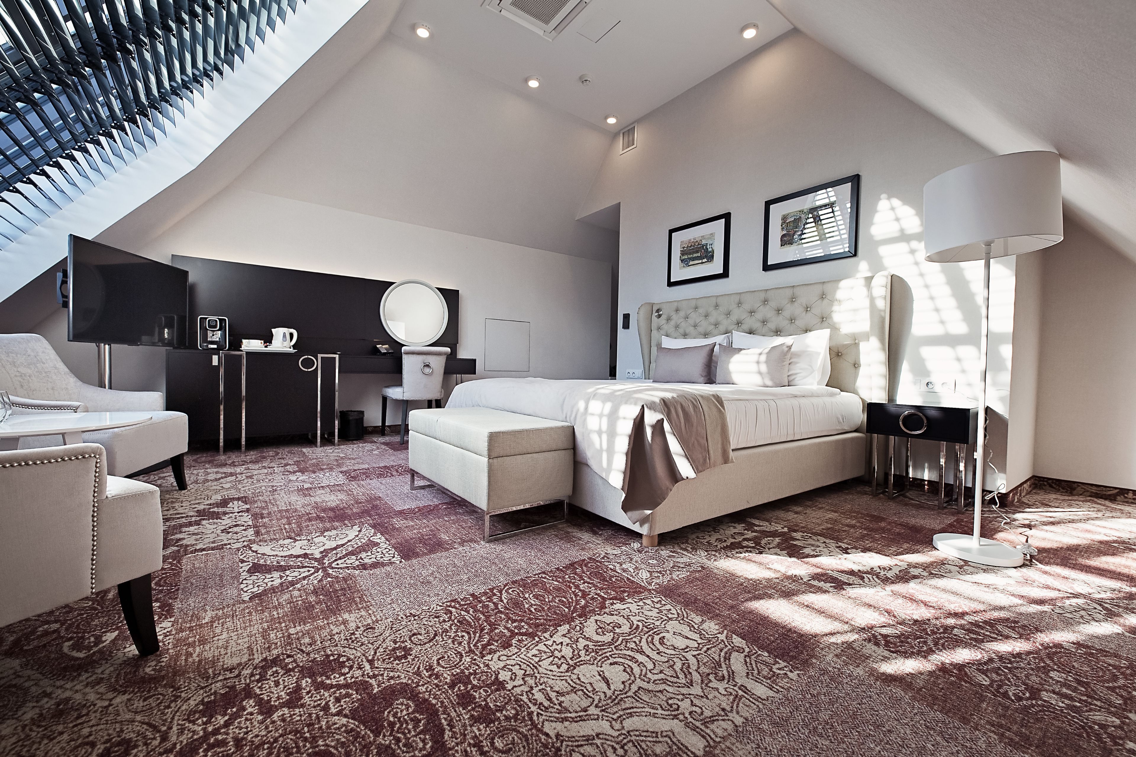 double or twin room (premium) | 1 bedroom, minibar, in-room safe, desk