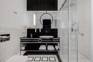 Apartment (Jopen) | Bathroom - Craft Beer Central Hotel (Gdansk)