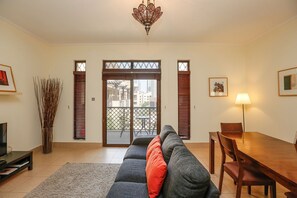 아파트, 침실 1개 | 거실 공간 | TV