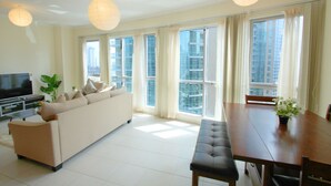 Living area - Kennedy Towers - Residences 3 (Dubai)