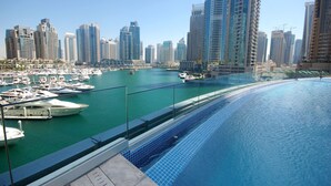 Apartment, 1 Queen Bed, Pool Access | City view - Kennedy Towers - Cayan Tower (Dubai)