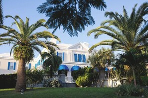Exterior - Rosedon Hotel (Pembroke)