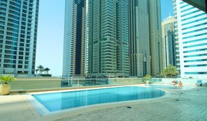 Alberca al aire libre 