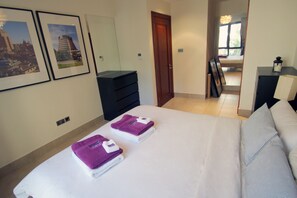 Room - Kennedy Towers - Yansoon 7 (Dubai)