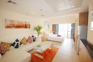 Studio, Meerblick | Wohnbereich