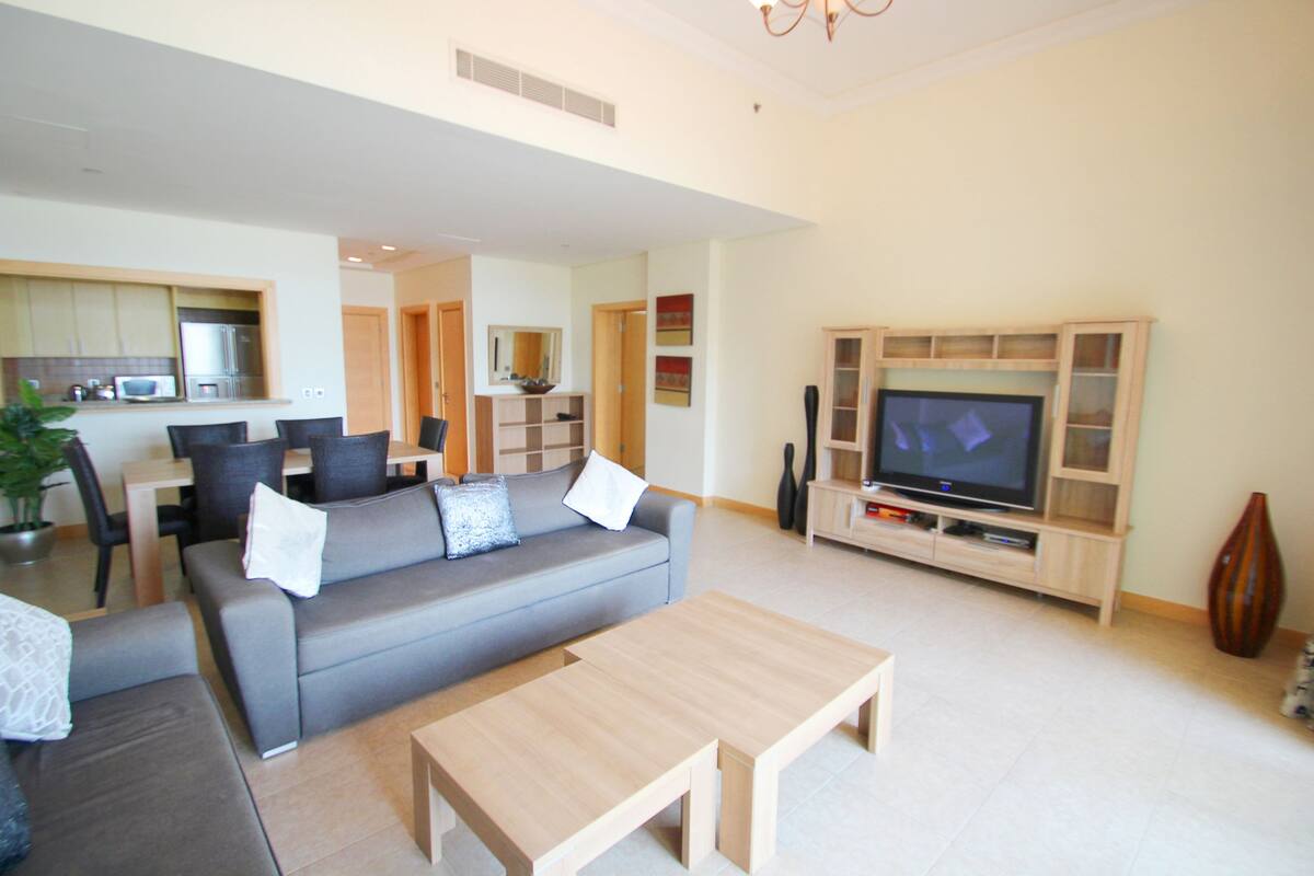 Apartment, 1 Bedroom | Living area