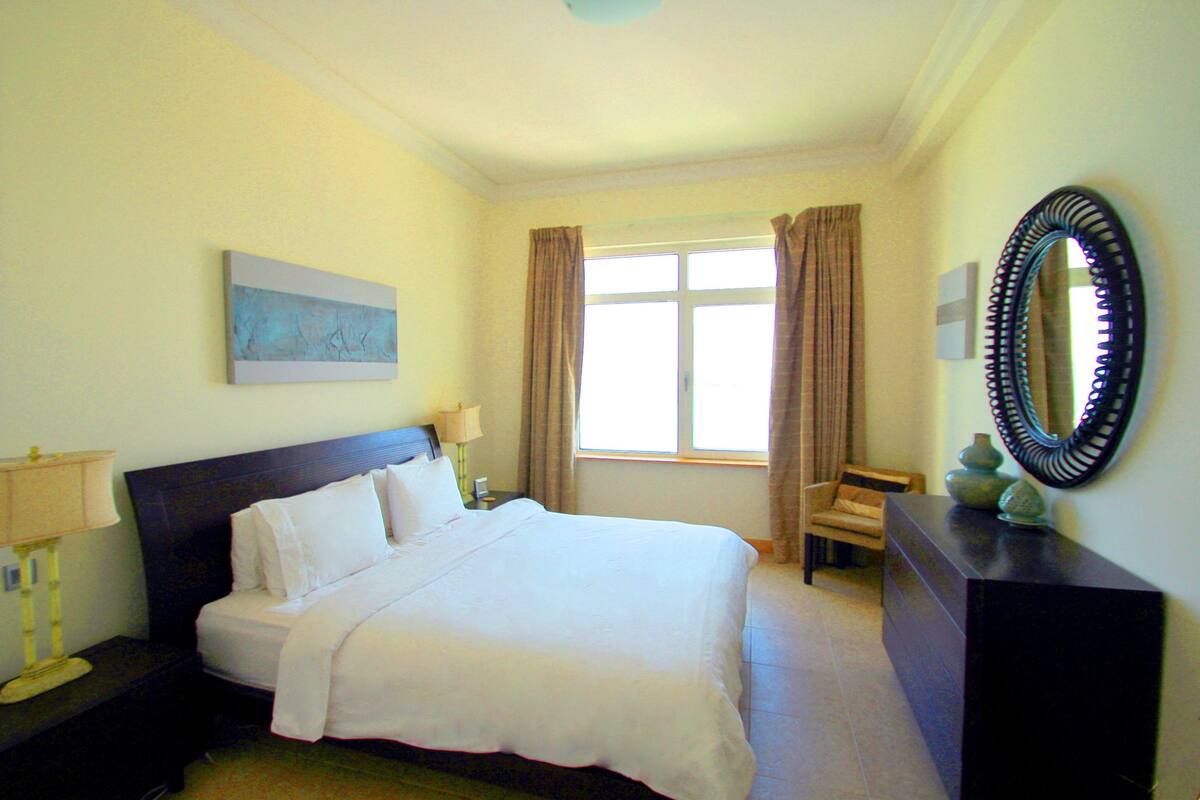 Appartement, 1 chambre | Coffre-fort, rideaux d’obscurcissement, fer et planche à repasser