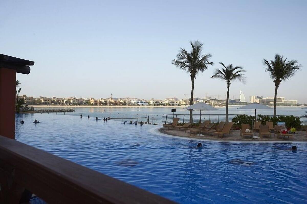 Apartment, 1 Bedroom, Sea View | In-room safe, blackout curtains, iron/ironing board, free WiFi