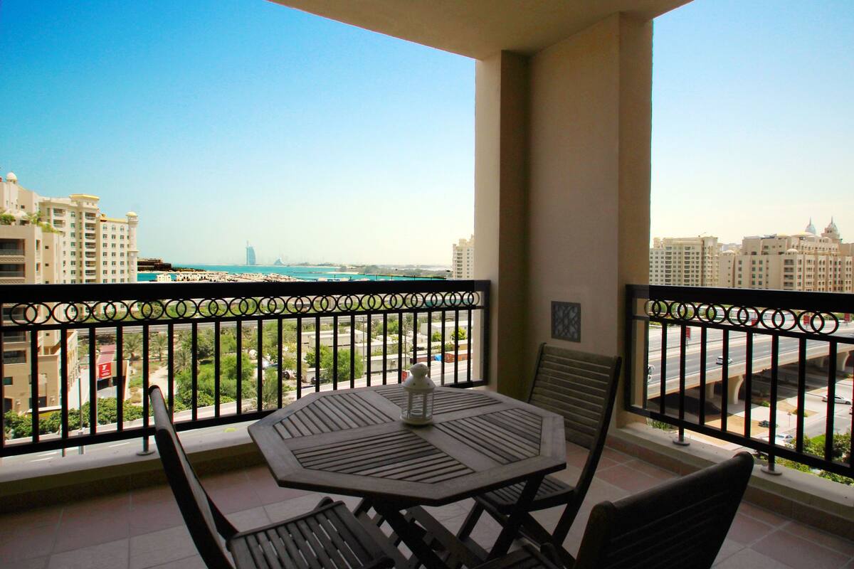 Apartment, 1 Queen Bed, Balcony | Balcony