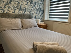 Chambre Double Standard, salle de bains attenante