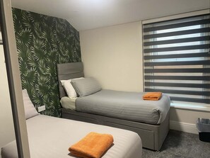 Chambre Standard avec lits jumeaux, salle de bains attenante