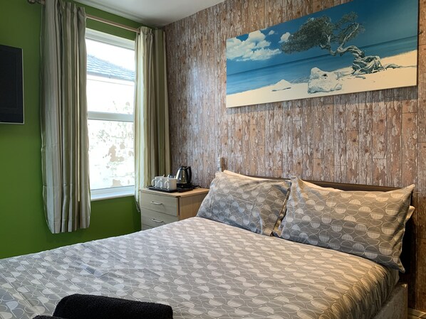 Standard Triple Room, Ensuite