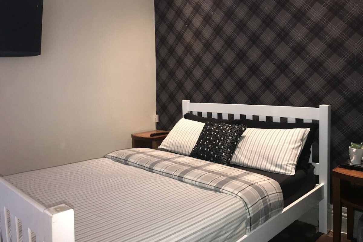 Standaard driepersoonskamer, en-suite badkamer | 1 slaapkamer