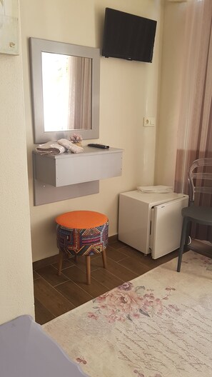 Quadruple Room, 2 Bedrooms | Iron/ironing board, free WiFi, bed sheets - Balım Sultany (Cesme)