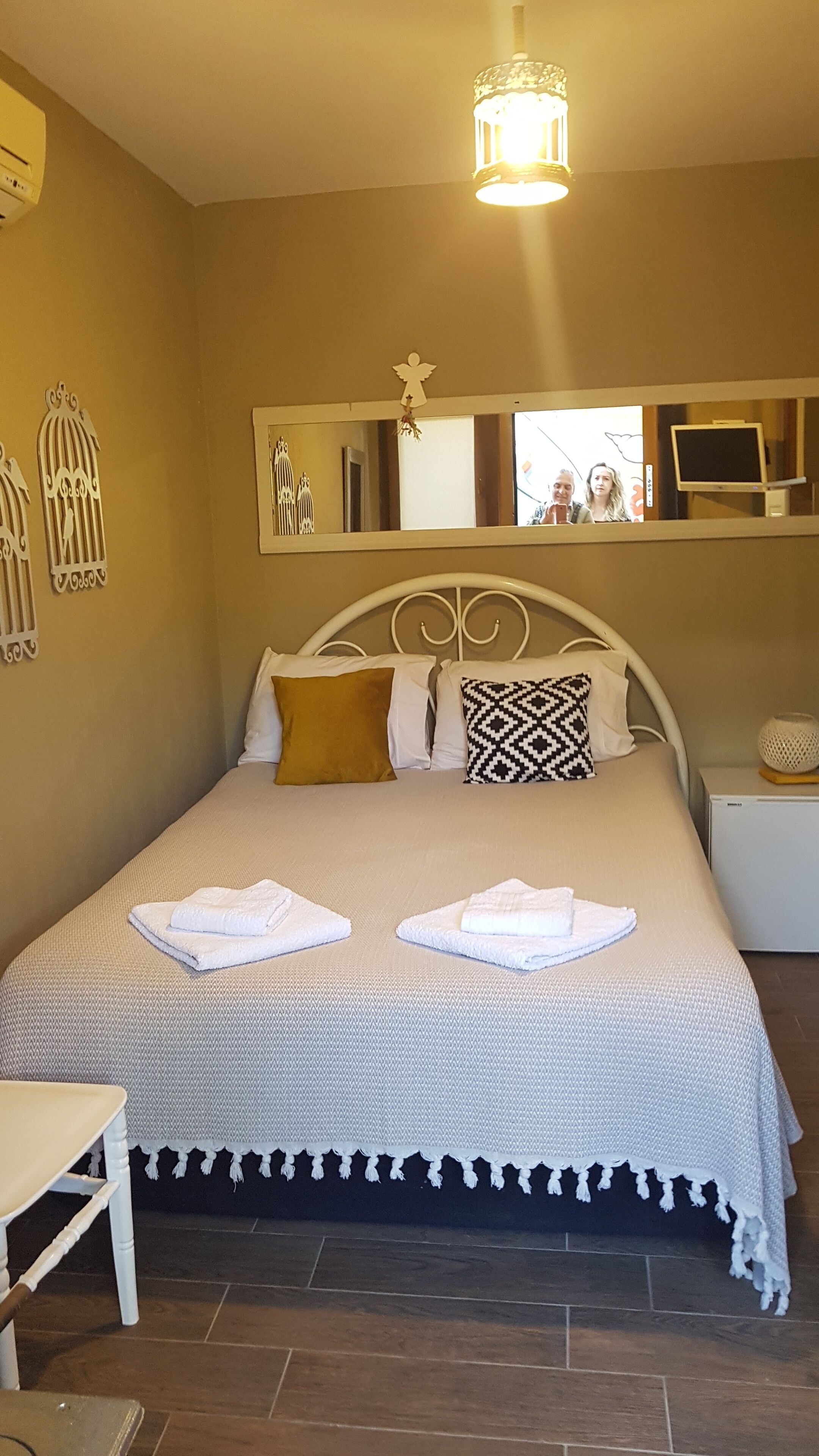 standard double room | 1 bedroom, soundproofing, iron/ironing board, free wifi