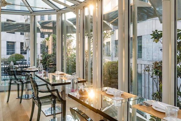 Design Double Room, 1 King Bed | Bathroom