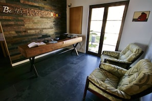 Reception - Bertiz Bozcaada Hotel and Restaurant (Bozcaada)