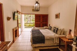 Deluxe Room | 1 bedroom, minibar, free cribs/infant beds, free WiFi