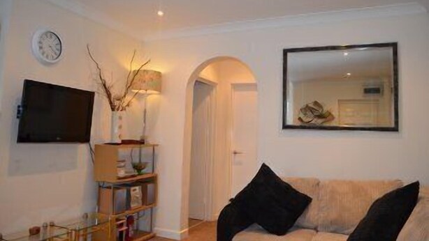 Apartamento, 2 quartos (Rose, basement apartment) | Sala de estar