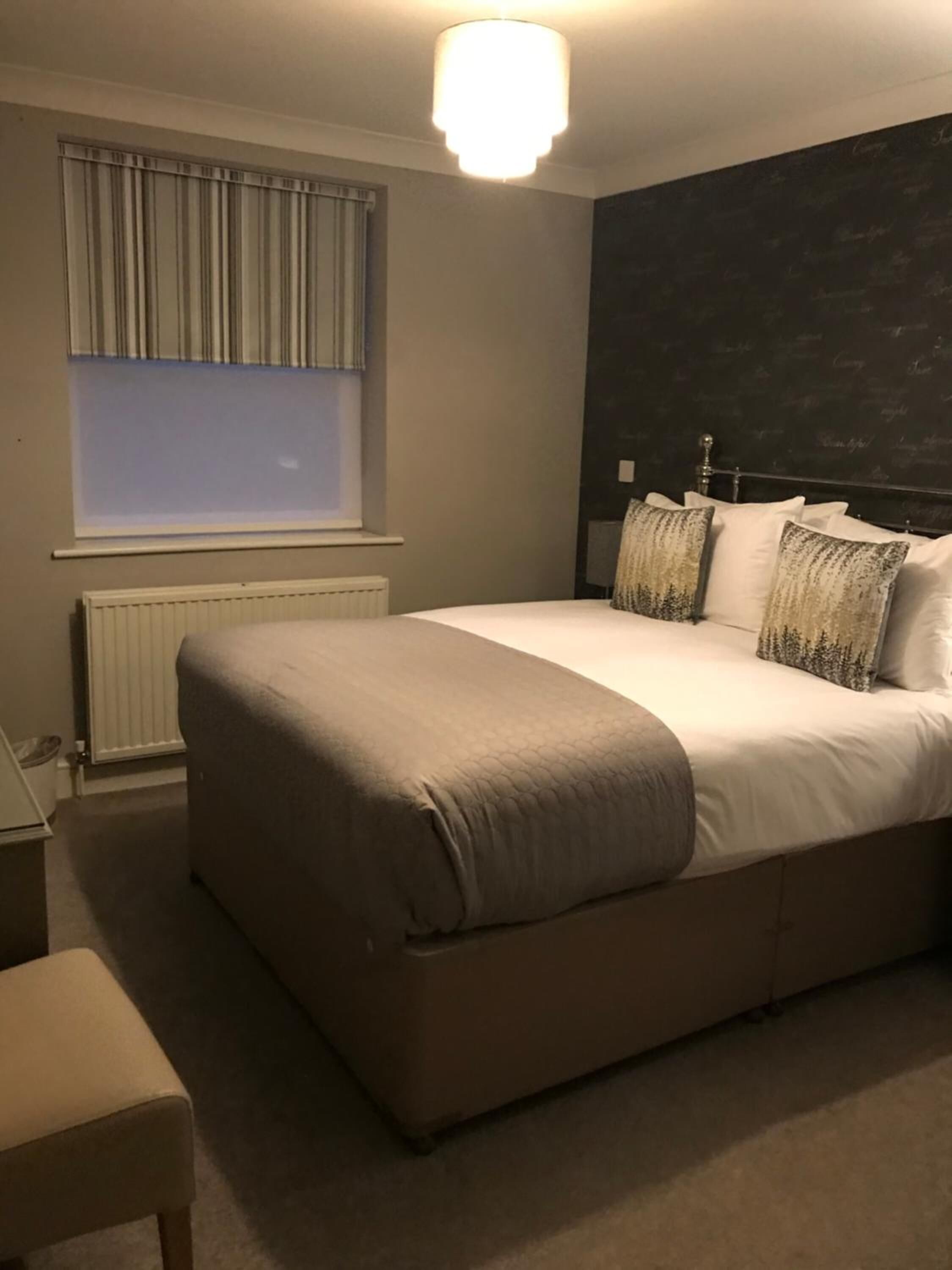 Desk, free WiFi, bed sheets