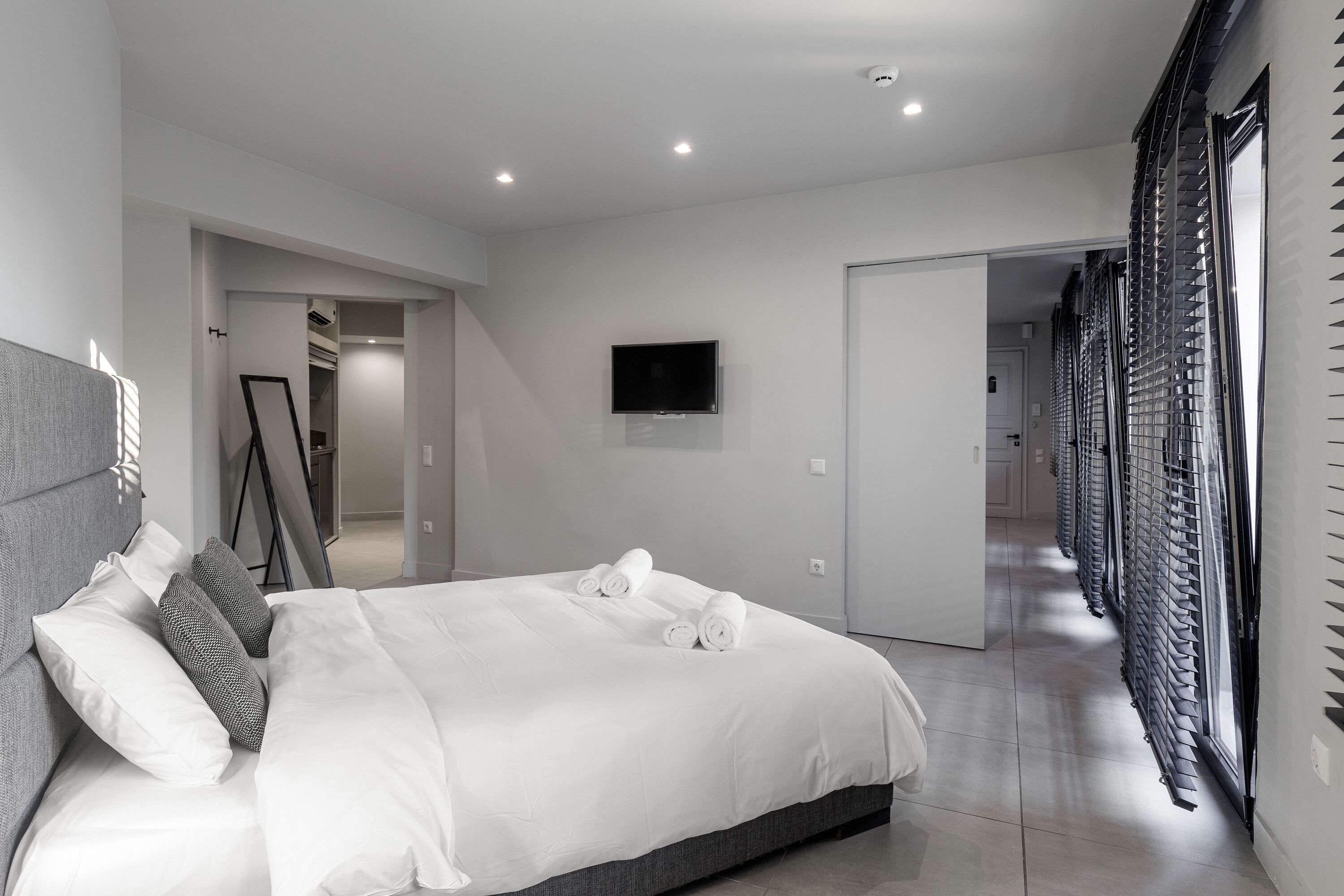 basic suite | 1 bedroom, in-room safe, laptop workspace, iron/ironing board