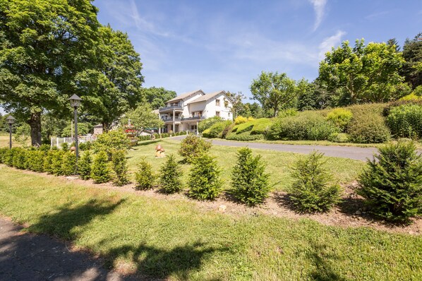 Front of property - Le Relais du Bois Vialotte  (Le Chambon-sur-Lignon)