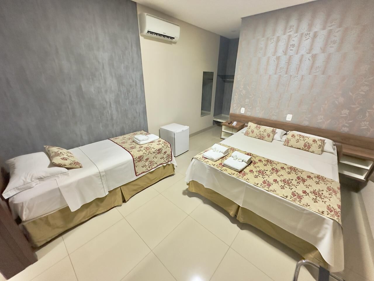 Chambre Supérieure, 1 grand lit