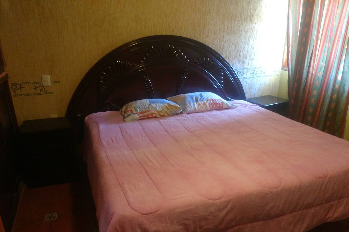 Room, 1 King Bed | Iron/ironing board, rollaway beds, free WiFi