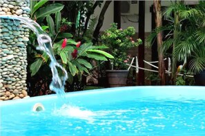 Outdoor pool - Pousada Coqueiro Do Caita (Cairu)