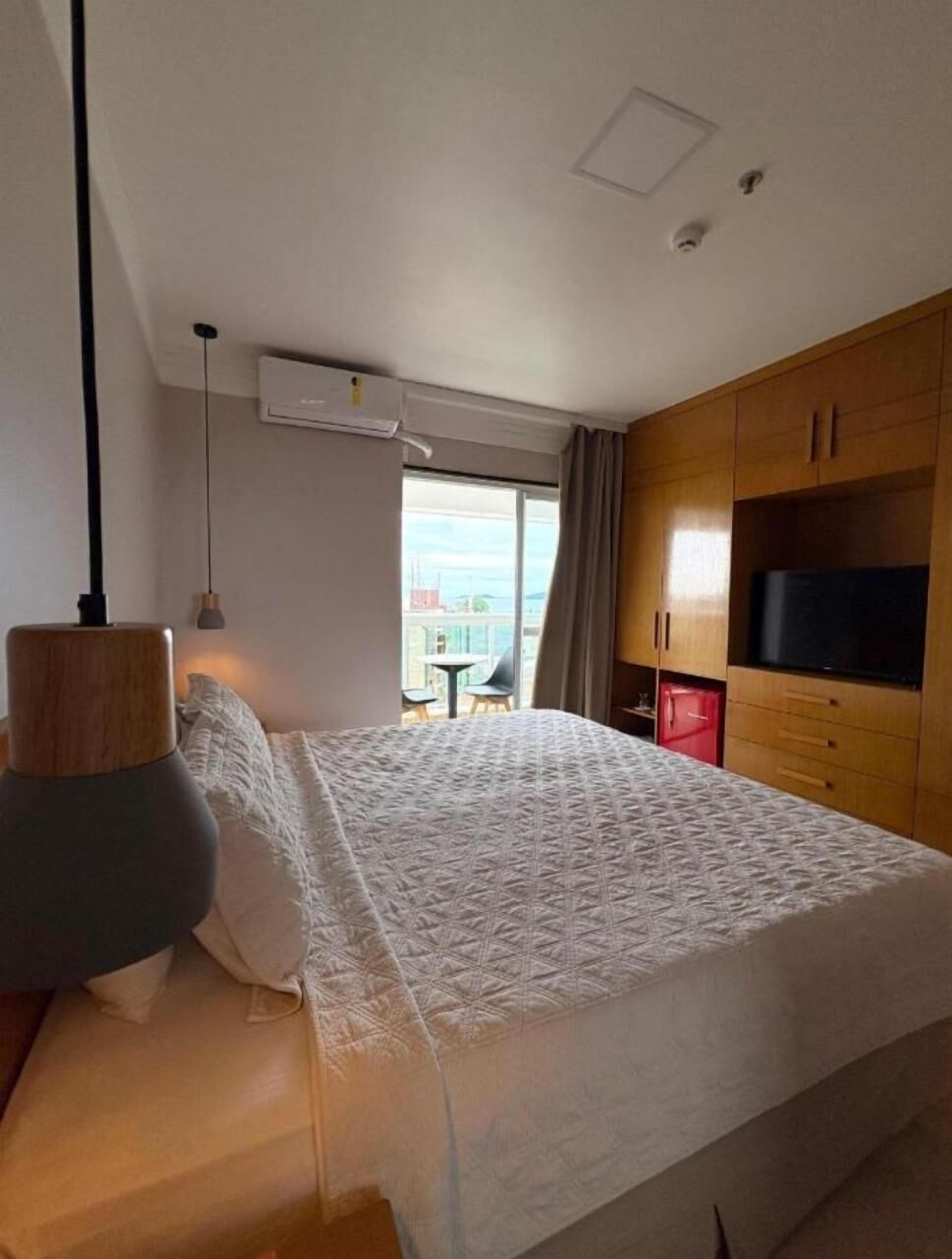 1 habitación, minibar y caja de seguridad en la habitación 