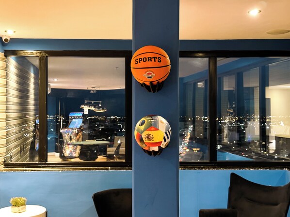 Game room - Royal Urban Macaé Hotel (Macaé)