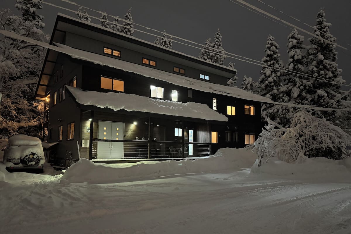 Deluxe chalet | Luxe beddengoed, Tempur Pedic-bedden, geluiddichte muren, gratis wifi