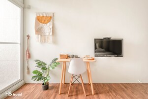 Tek Büyük Yataklı Oda, Teras | Güneşlik/perde, ses yalıtımı, ücretsiz kablosuz İnternet, çarşaf takımı 