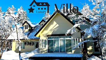 Luxury Villa | Free WiFi, bed sheets