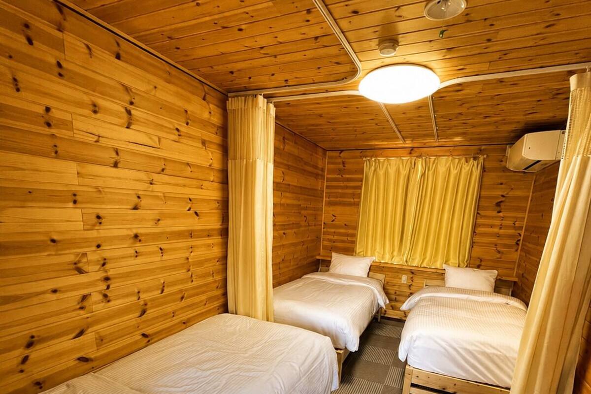 Shared Dormitory, Mixed Dorm