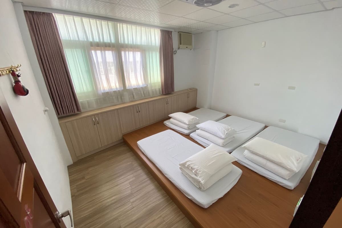 Family Quadruple Room | Down comforters, in-room safe, blackout drapes, free WiFi