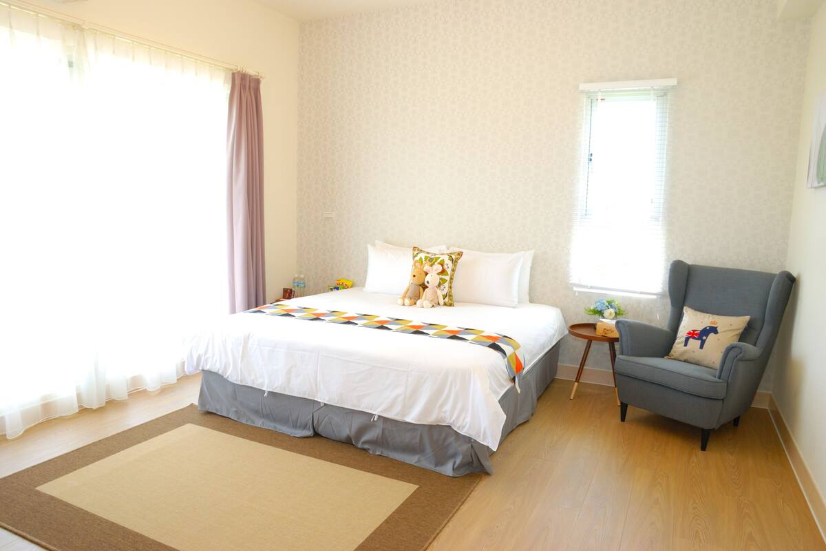 Superior Double Room | Premium bedding, minibar, individually decorated, individually furnished