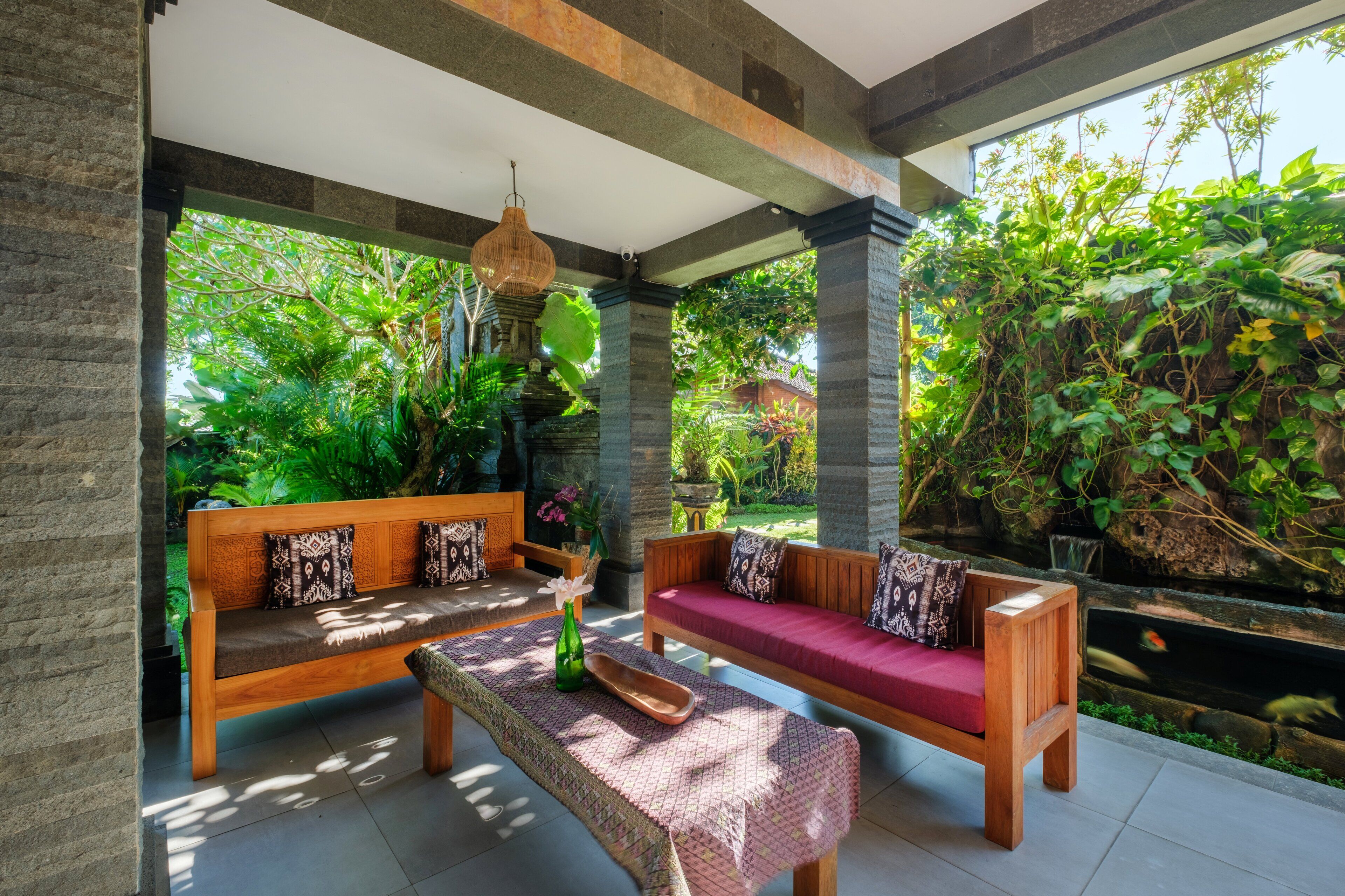 Fachada de la propiedad