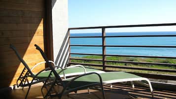 Habitación doble, vistas al mar | Balcón