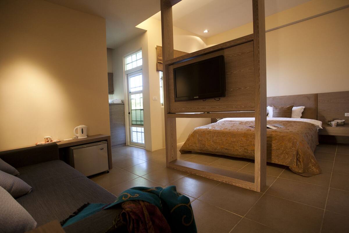 Decoración personalizada, muebles diferentes y escritorio