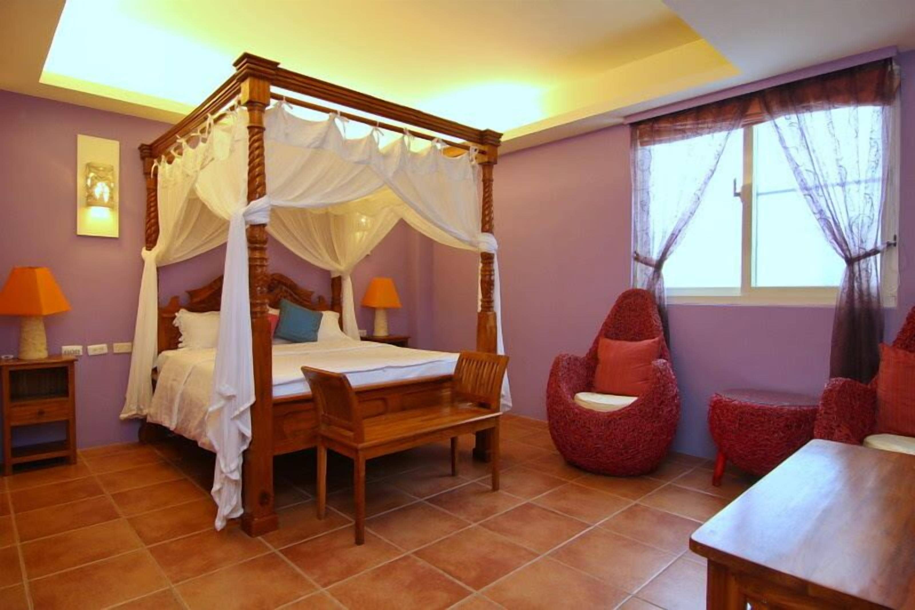 Comfort Double Room (Bali) | Individually decorated, individually furnished, desk, blackout drapes