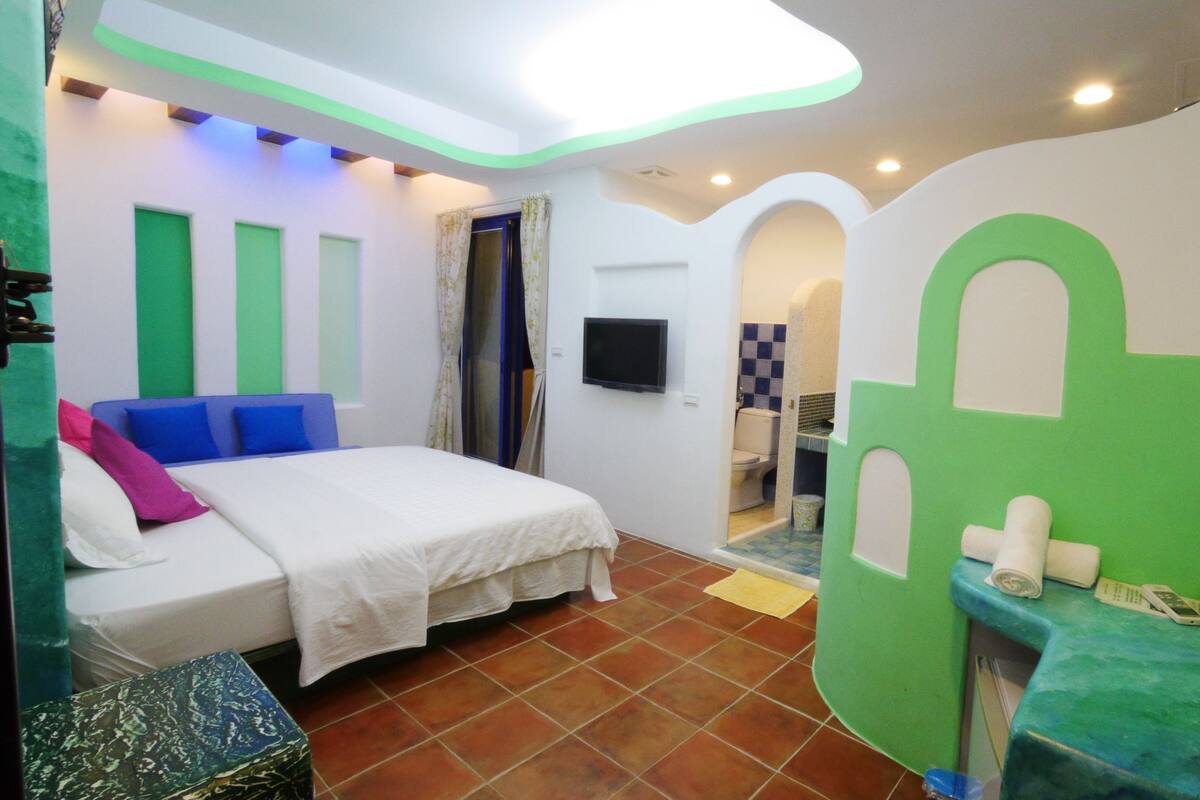 Comfort Double Room (Greece) | Desk, blackout drapes, WiFi (free), individually decorated