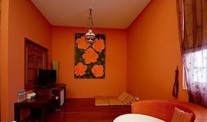 Comfort Triple Room (Bali) | Individually decorated, individually furnished, desk, blackout curtains - Dragon Resort of Hotel (Hengchun)