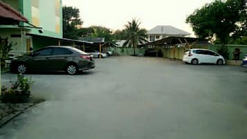 Free self parking