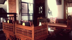 Concierge desk - Phaya Inn (Lamphun)