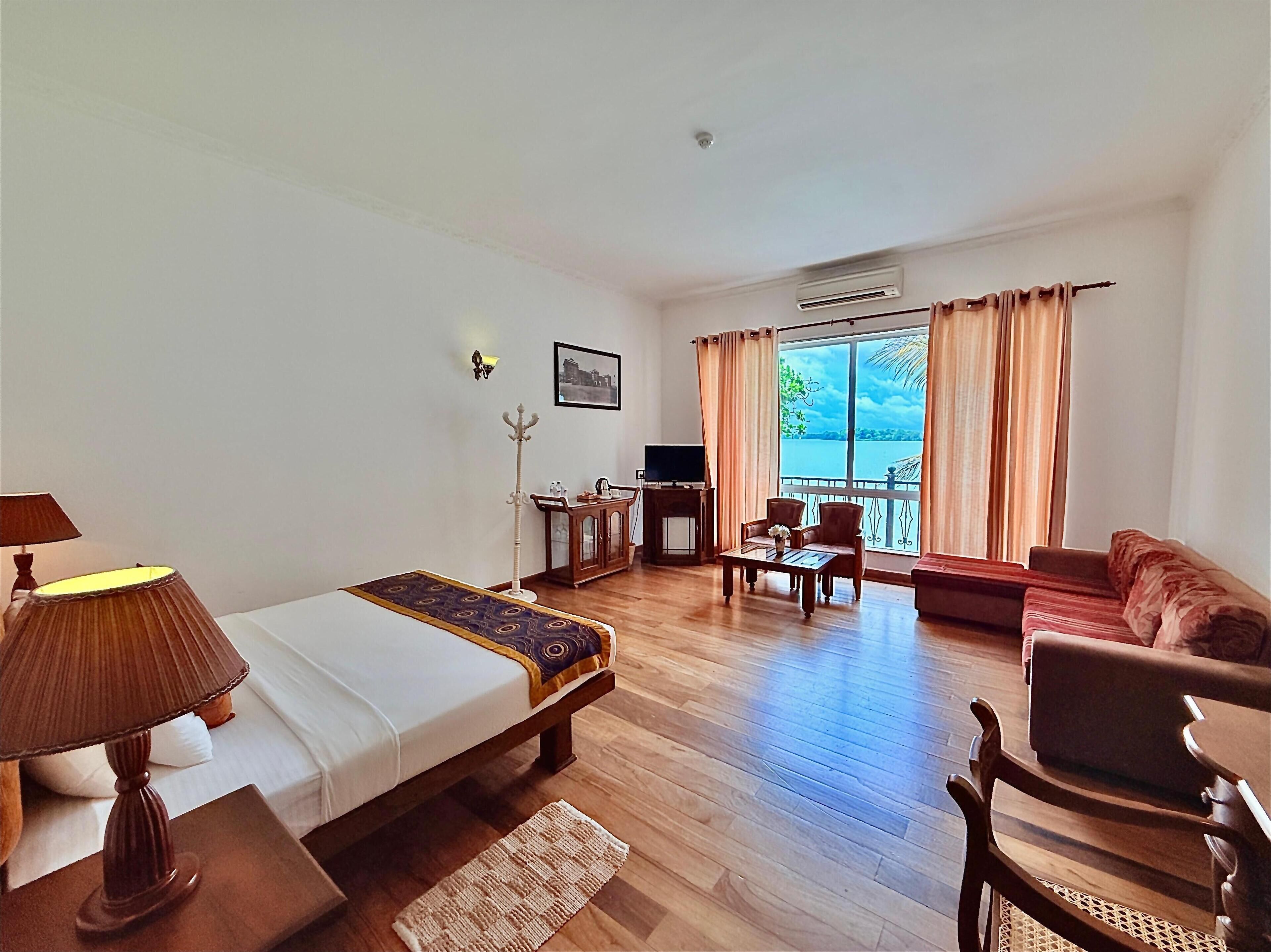 Frigobar, cofres nos quartos, individualmente decorados